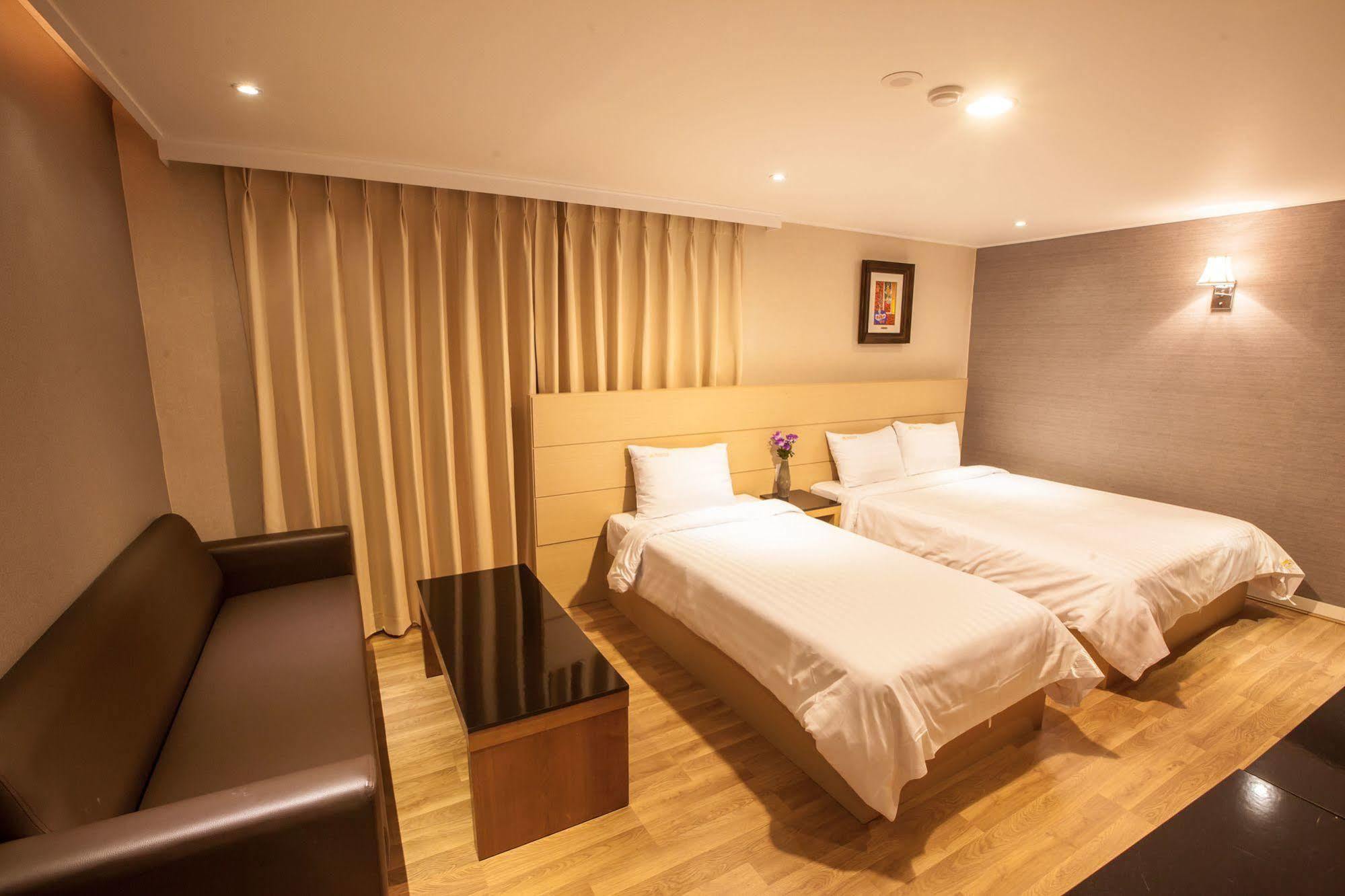 Pungnam Tourist Hotel Чонджу Экстерьер фото